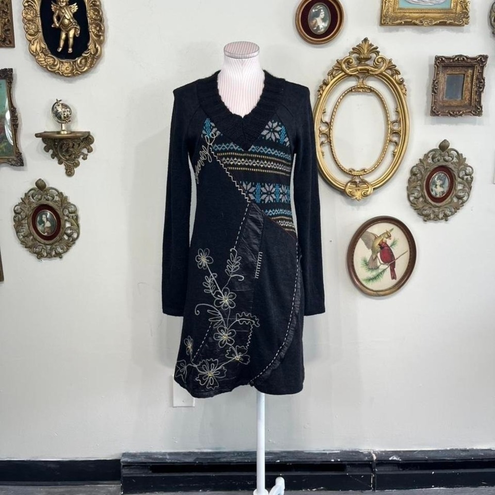 Vintage Smash Black Knit‎ Sweater Dress Embroidered Patchwork Boho Mini Dress